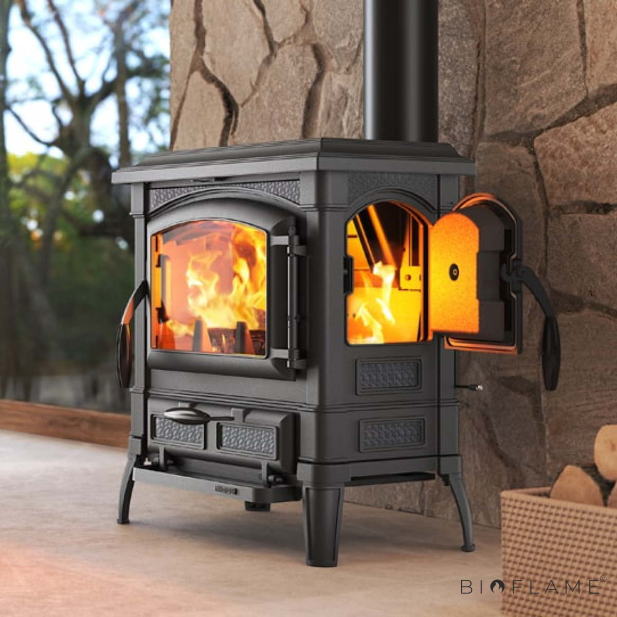 Salamandra a Lenha em Ferro Fundido Nordica Extraflame Isetta Con Cerchi